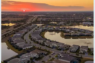 8134 Redonda Loop, Lakewood Ranch, FL 34202 - Photo 66