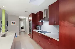 428 Sapphire Dr, Sarasota, FL 34234 - Photo 12