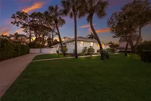 428 Sapphire Dr, Sarasota, FL 34234 - Photo 48