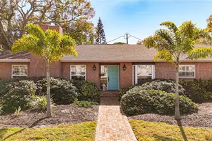 7310 4th Ave S, Saint Petersburg, FL 33707 - Photo 8