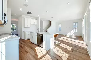 1066 8th Ave S, Saint Petersburg, FL 33705 - Photo 16