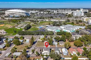 1066 8th Ave S, Saint Petersburg, FL 33705 - Photo 4