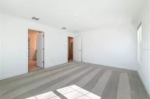 1066 8th Ave S, Saint Petersburg, FL 33705 - Photo 40