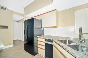 7669 Fairway Woods Dr, Sarasota, FL 34238 - Photo 26