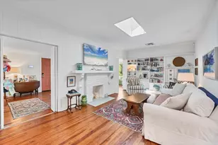 3734 Iroquois Ave, Sarasota, FL 34234 - Photo 4