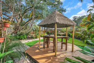 2217 Buena Vista Dr, Clearwater, FL 33764 - Photo 22