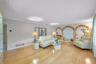 2217 Buena Vista Dr, Clearwater, FL 33764 - Photo 2