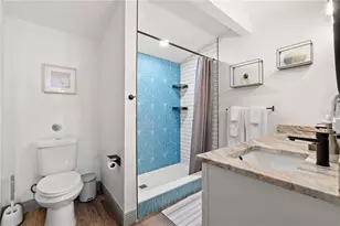 8415 Iris Ave, Seminole, FL 33777 - Photo 12