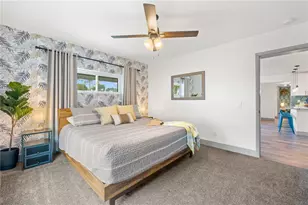 8415 Iris Ave, Seminole, FL 33777 - Photo 8