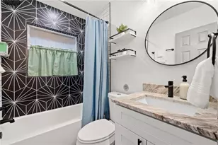 8415 Iris Ave, Seminole, FL 33777 - Photo 16