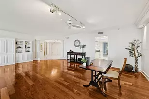 2410 Harbourside Dr, Longboat Key, FL 34228 - Photo 16