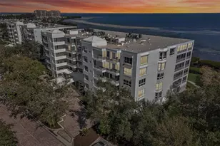 2410 Harbourside Dr, Longboat Key, FL 34228 - Photo 86