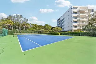 2410 Harbourside Dr, Longboat Key, FL 34228 - Photo 58
