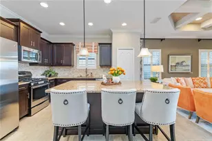 6359 Positano Ct, Sarasota, FL 34243 - Photo 8