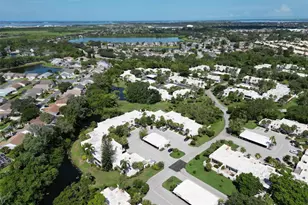 611 Woodlawn Dr, Bradenton, FL 34210 - Photo 24