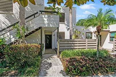 611 Woodlawn Drive #611, Bradenton, FL 34210 - Photo 1