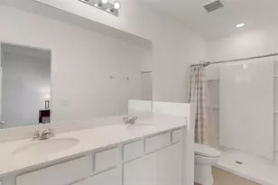 6352 Silverstar Dr, Sarasota, FL 34240 - Photo 22