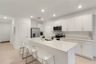 6352 Silverstar Dr, Sarasota, FL 34240 - Photo 6