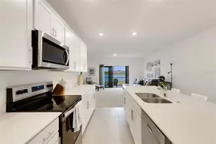 6352 Silverstar Dr, Sarasota, FL 34240 - Photo 4