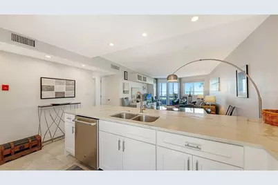 771 John Ringling Boulevard #2, Sarasota, FL 34236 - Photo 12