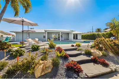 625 Dundee Lane, Holmes Beach, FL 34217 - Photo 28