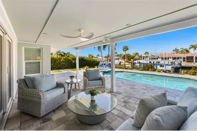 625 Dundee Lane, Holmes Beach, FL 34217 - Photo 22