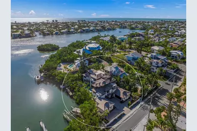 821 S Bay Boulevard, Anna Maria, FL 34216 - Photo 1