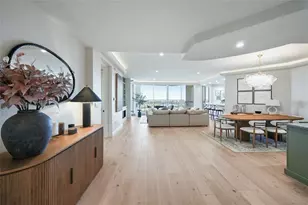 1300 Benjamin Franklin Dr, Sarasota, FL 34236 - Photo 8