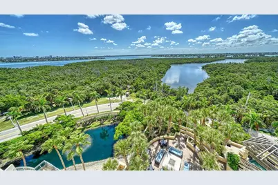 1300 Benjamin Franklin Drive #809, Sarasota, FL 34236 - Photo 16