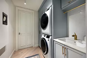 1300 Benjamin Franklin Dr, Sarasota, FL 34236 - Photo 36