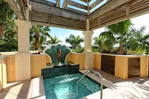 1300 Benjamin Franklin Dr, Sarasota, FL 34236 - Photo 4