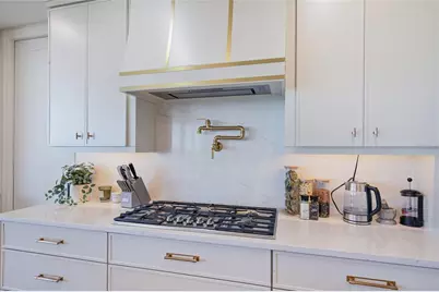 1300 Benjamin Franklin Drive #809, Sarasota, FL 34236 - Photo 18