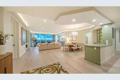 1300 Benjamin Franklin Drive #809, Sarasota, FL 34236 - Photo 6