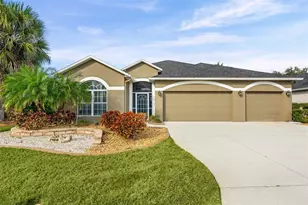 6226 Ikes Cabin Ct, Palmetto, FL 34221 - Photo 2