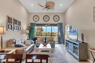 13719 Messina Loop, Lakewood Ranch, FL 34211 - Photo 6