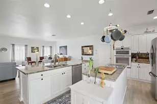 803 Bel Air Star Pkwy, Sarasota, FL 34240 - Photo 8