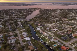 312 64th St Ct NW, Bradenton, FL 34209 - Photo 2