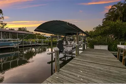 312 64th Street Court NW, Bradenton, FL 34209 - Photo 4