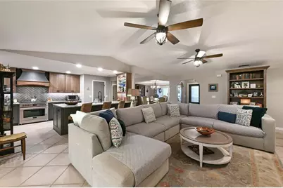 312 64th Street Court NW, Bradenton, FL 34209 - Photo 10