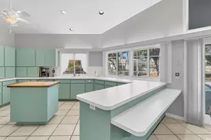 467 Ingres Dr, Nokomis, FL 34275 - Photo 4