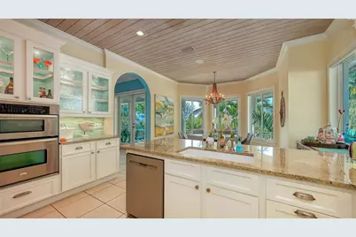 101 Sunset Lane, Anna Maria, FL 34216 - Photo 18