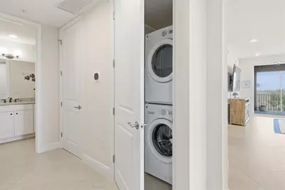 395 Aruba Circle #303, Bradenton, FL 34209 - Photo 28