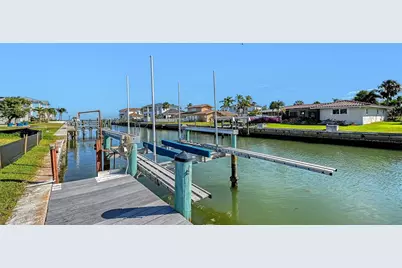 536 Gunwale Lane, Longboat Key, FL 34228 - Photo 12