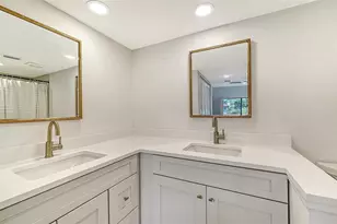 5039 Kestral Park, Sarasota, FL 34231 - Photo 24