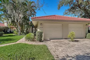 5039 Kestral Park, Sarasota, FL 34231 - Photo 2