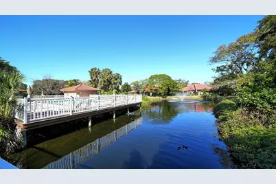 5039 Kestral Park #67, Sarasota, FL 34231 - Photo 36