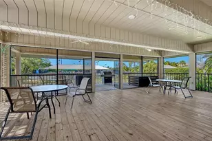 5039 Kestral Park, Sarasota, FL 34231 - Photo 44