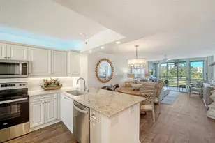 4530 Pinebrook Cir, Bradenton, FL 34209 - Photo 6