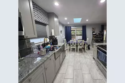 239 Connie Lee Court, Lakeland, FL 33809 - Photo 6