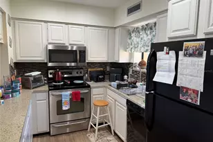 5631 Ashton Lake Dr, Sarasota, FL 34231 - Photo 6